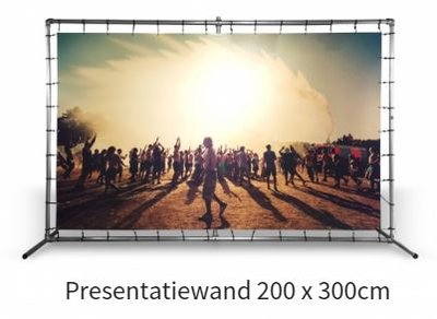 Presentatiewand buizenframe met spandoek 200x300