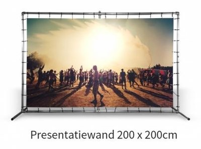 Presentatiewand buizenframe met spandoek 200x200